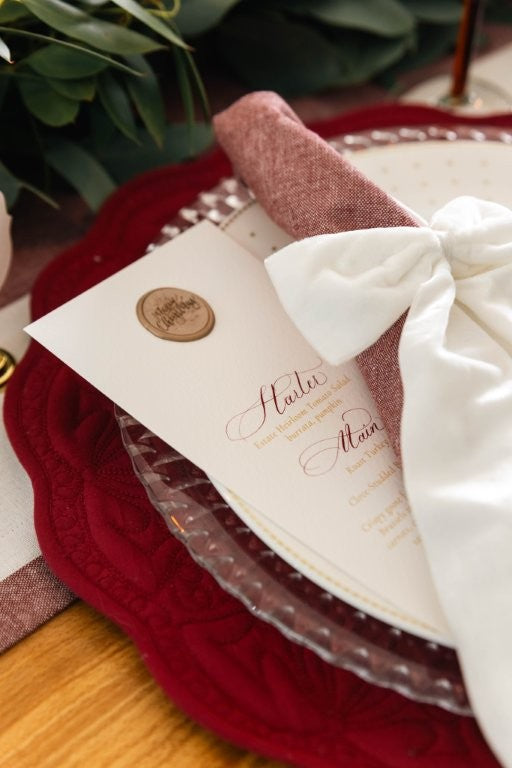Embroidered Quilted Cotton Round Placemat (Burgundy)