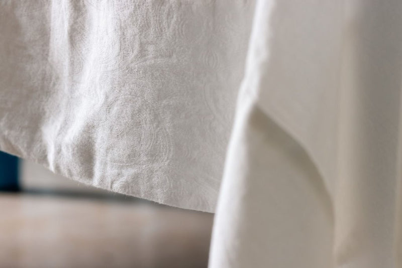 White Floral Jacquard Cotton Tablecloth