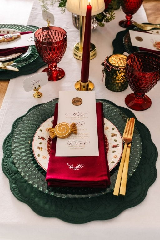 Embroidered Quilted Cotton Round Placemat (Forest Green)