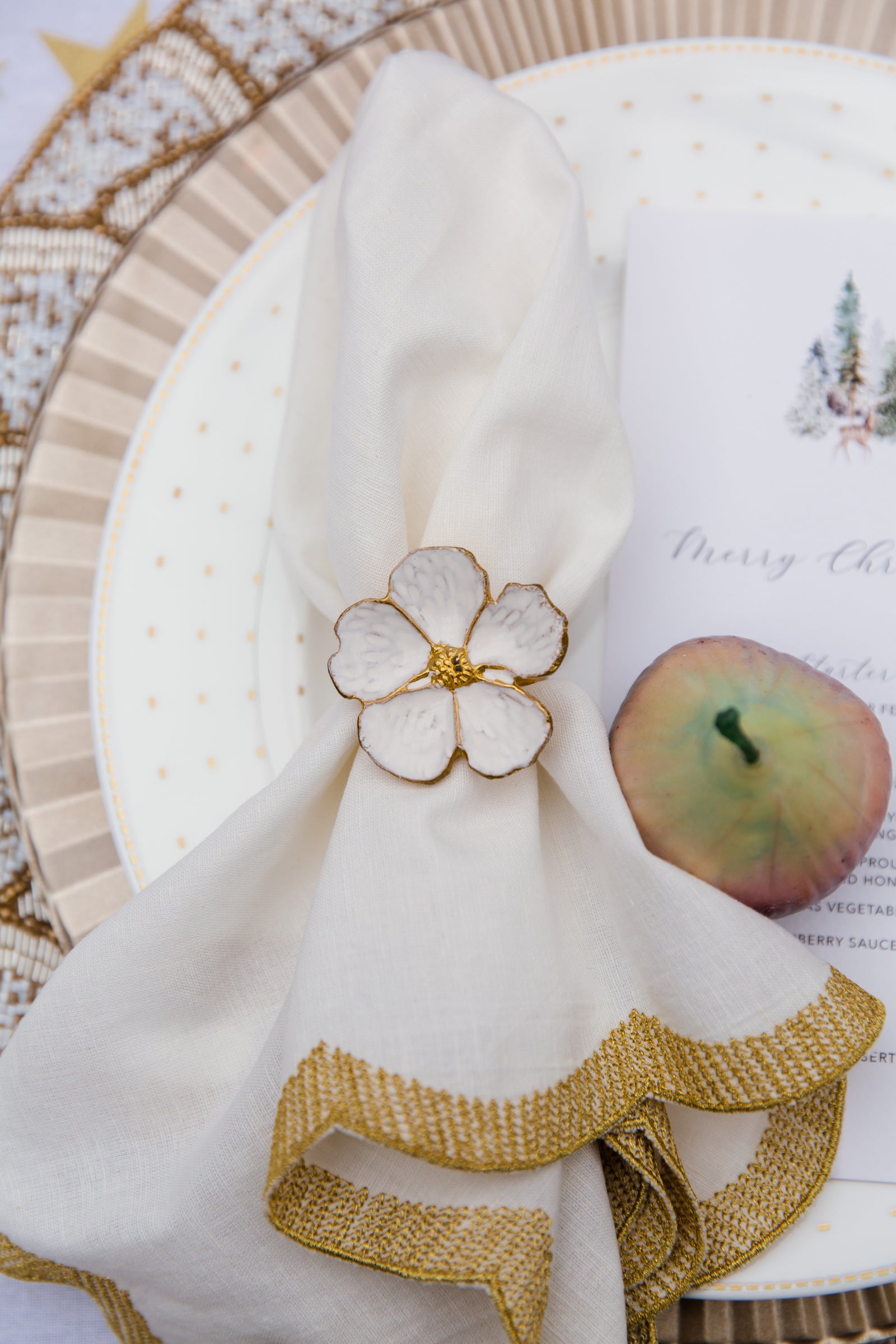 White Linen/Cotton Napkin with Gold Scallop Embroidered Edge
