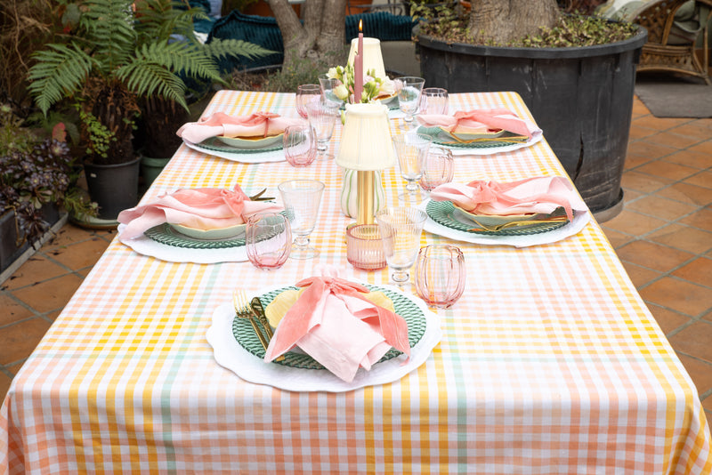 Maison Dînette Coral Check Tablecloth