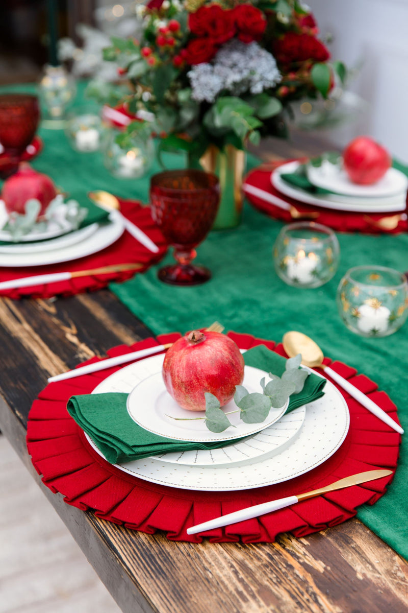 Forest Green Winter Tablescape in a Box
